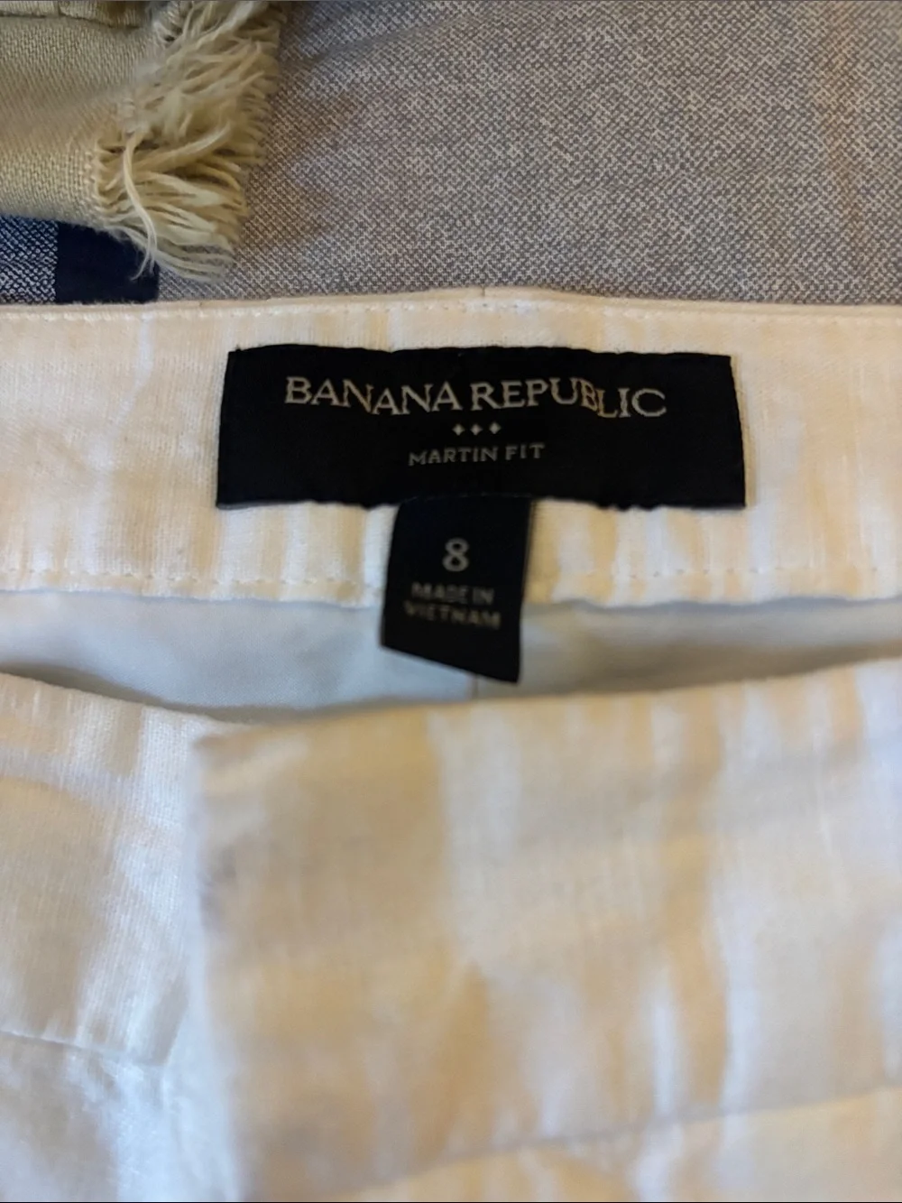 Banana Republic White Martin Fit Linen Trousers with Inner Lining